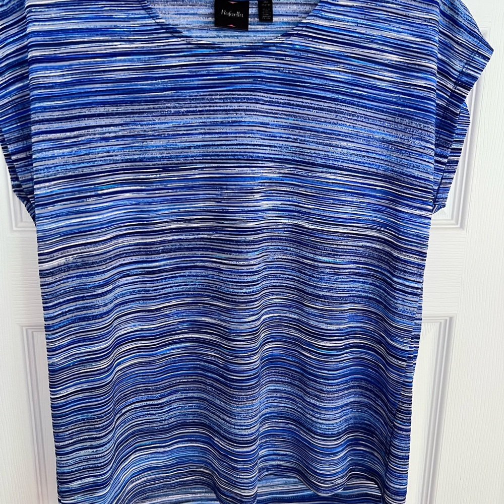 Ladies Size PM "Rafaella" Blue and White Striped Short Sleeve Top Petite GUC ❤️